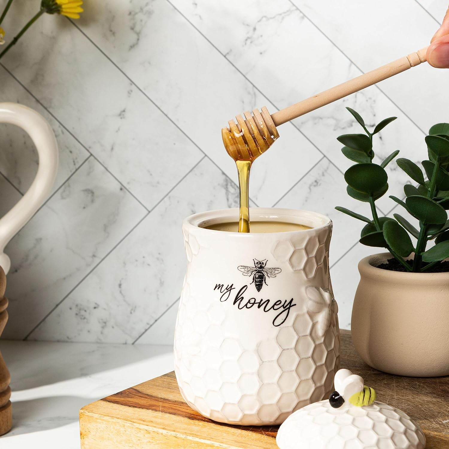 Honey Jar with wooden Hone Dipper, Farmhouse Kitchen Decor Honey Jar with wooden Hone Dipper, Farmhouse Kitchen Decor